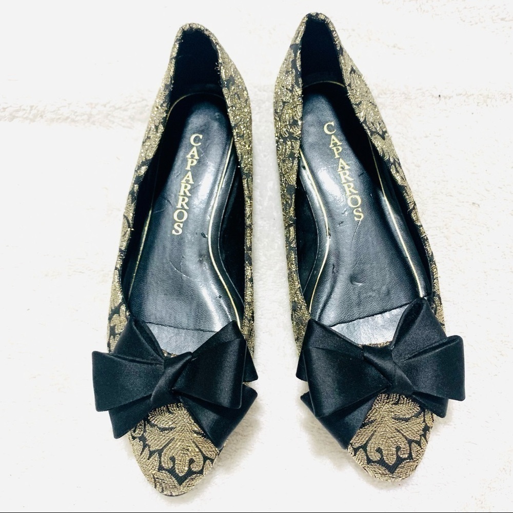CAPARROS Black satin Bow glitter Golden Princess Flats Size 5.5 holidays
